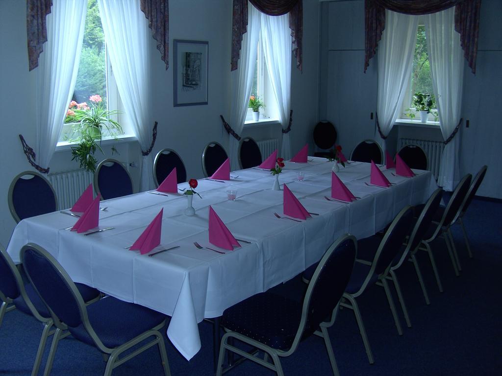 Schlosshotel Wilhelmsthal Calden 客房 照片