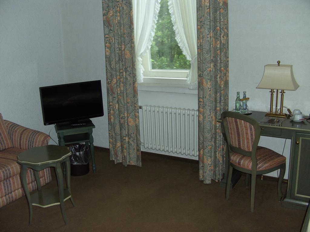 Schlosshotel Wilhelmsthal Calden 客房 照片