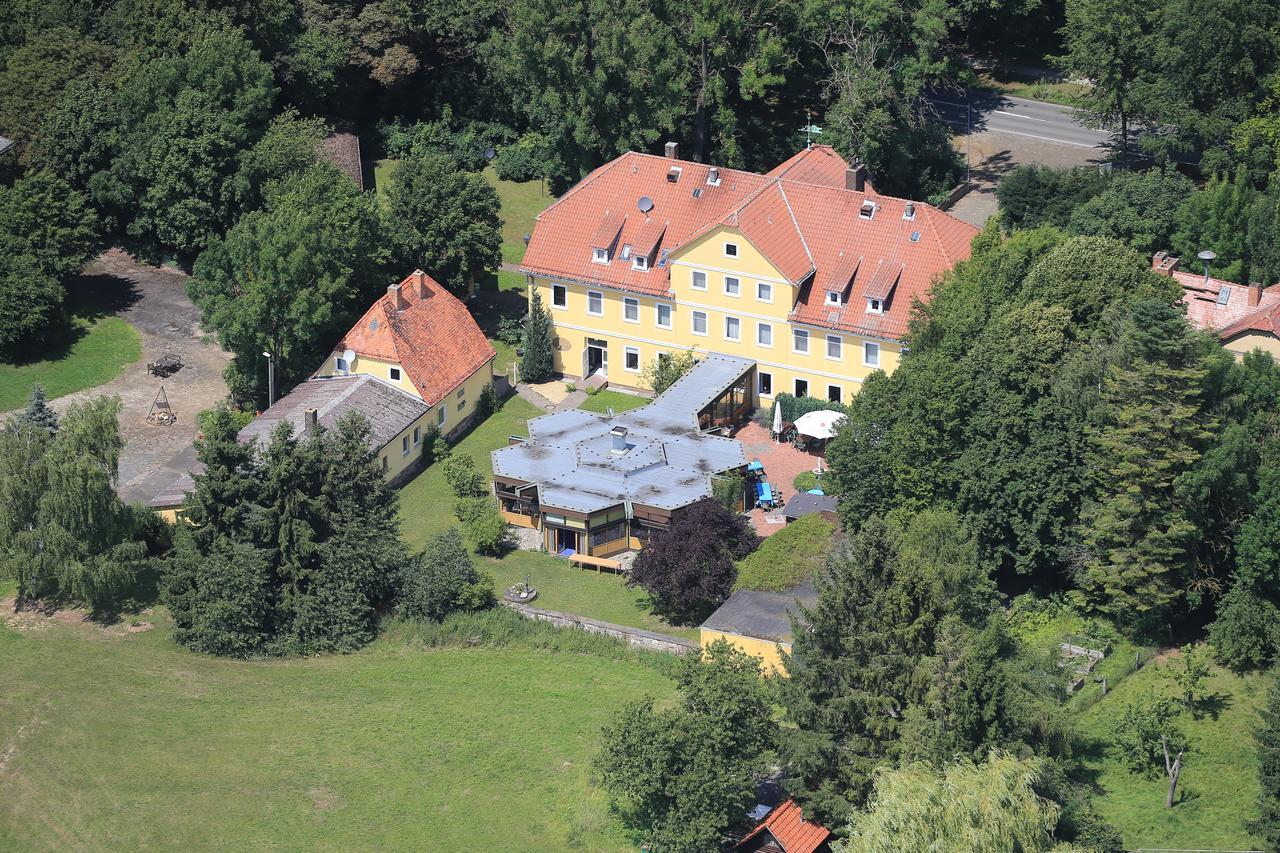 Schlosshotel Wilhelmsthal Calden 外观 照片